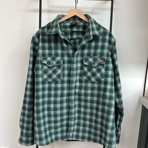 Aqua Surf Shop Weighted Flannel